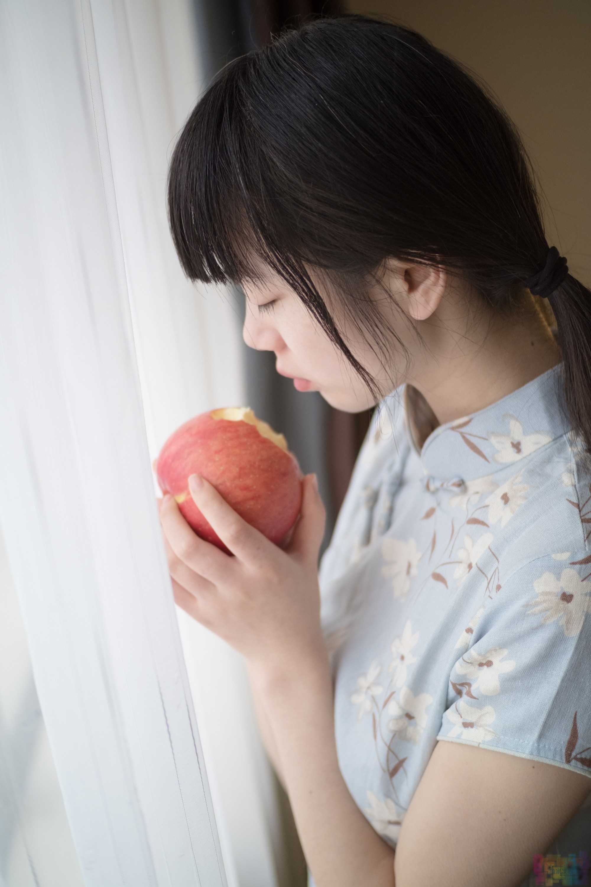 微博红人西尔酱收费图包视频无水印合集11套[882P/3V/1.76G] 5