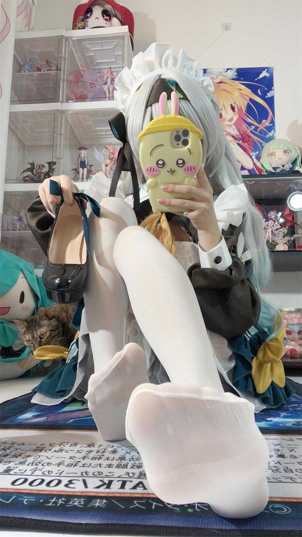 白栎Shirly - 崩坏：星穹铁道 流萤女仆 [66P/8V/1.06G](3