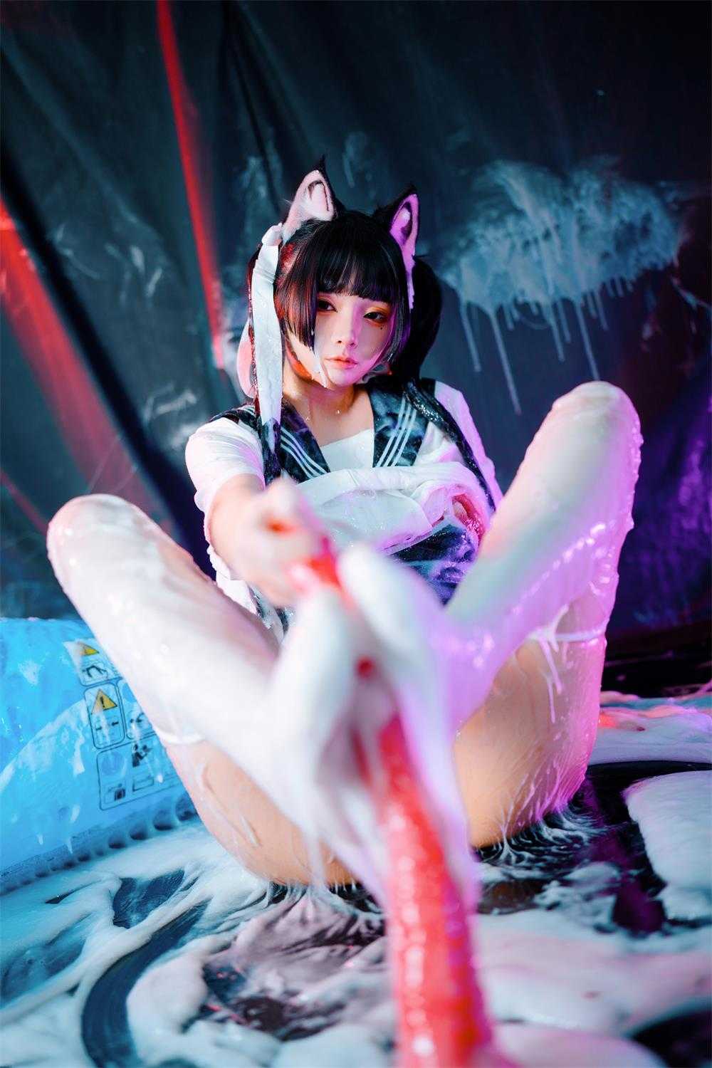 [落落Raku] 邋遢小猫 Messy Kitty [54P/470M] 3